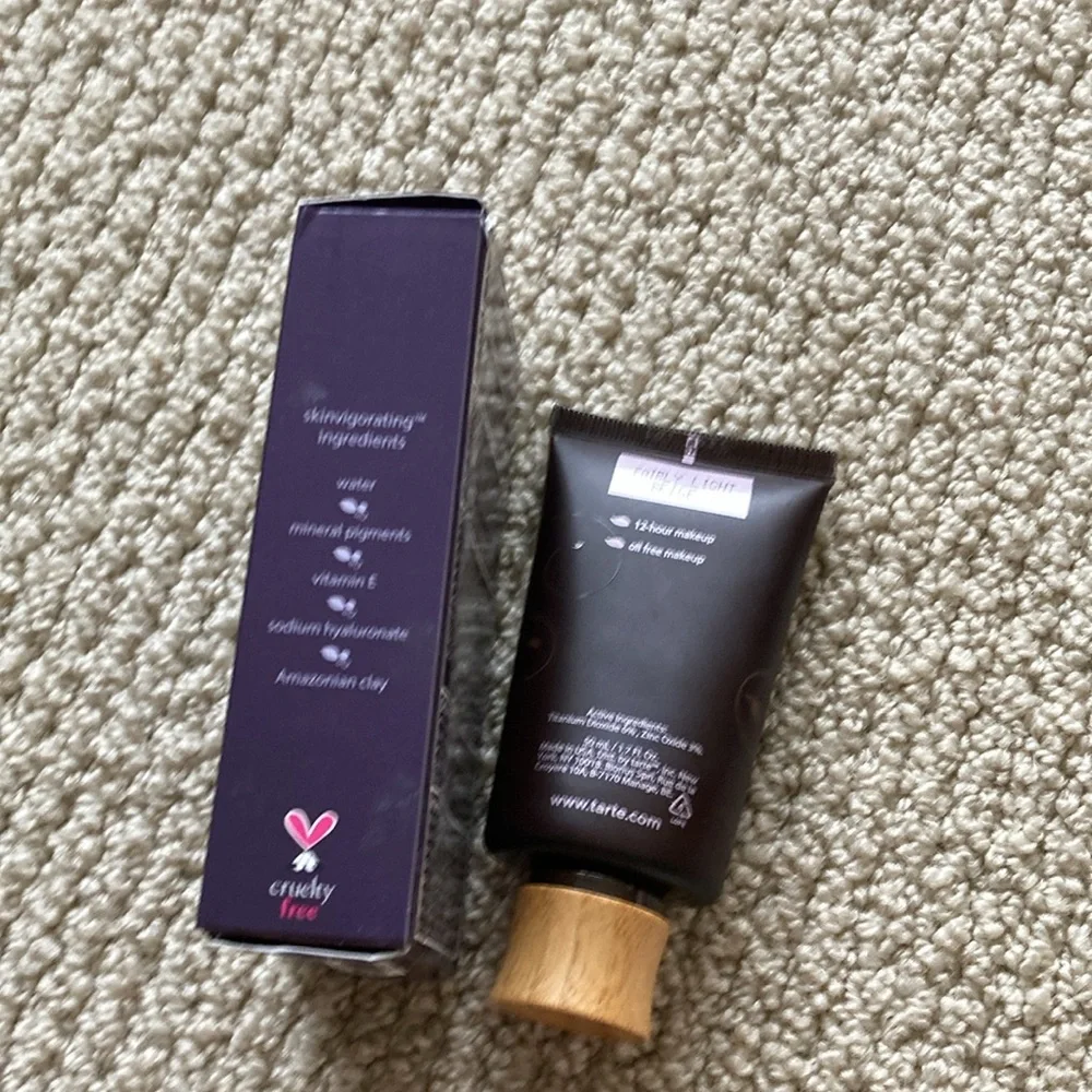 Tarte Amazonian Clay Full Coverage Foundation Fairly Light Beige 12 hr Like New
